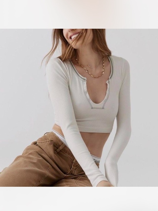 Urban Outfitters Tops - Urban Outfitters Long-Sleeve Ribbed Crop Top in Light Cream with Gray Trim